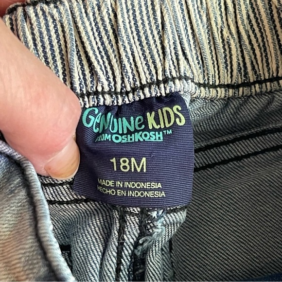 OshKosh B'Gosh Toddler Distressed Denim Jeans Size 18M - Picture 4 of 4